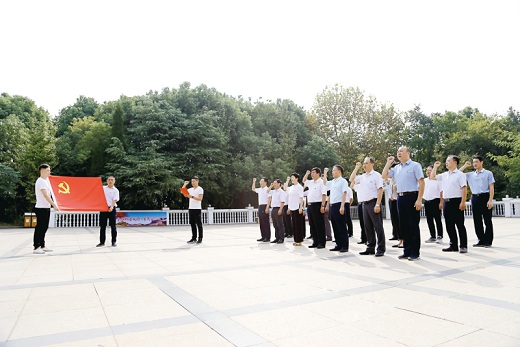 追憶崢嶸歲月  緬懷革命先烈  公司國慶前夕開展革命傳統教育